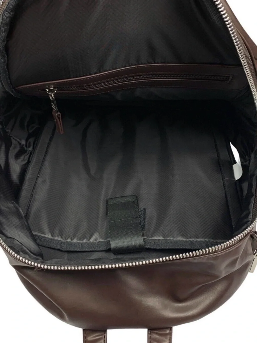 NWT Steve Madden Unisex Leather Dome Backpack and Keychain MSRP $99